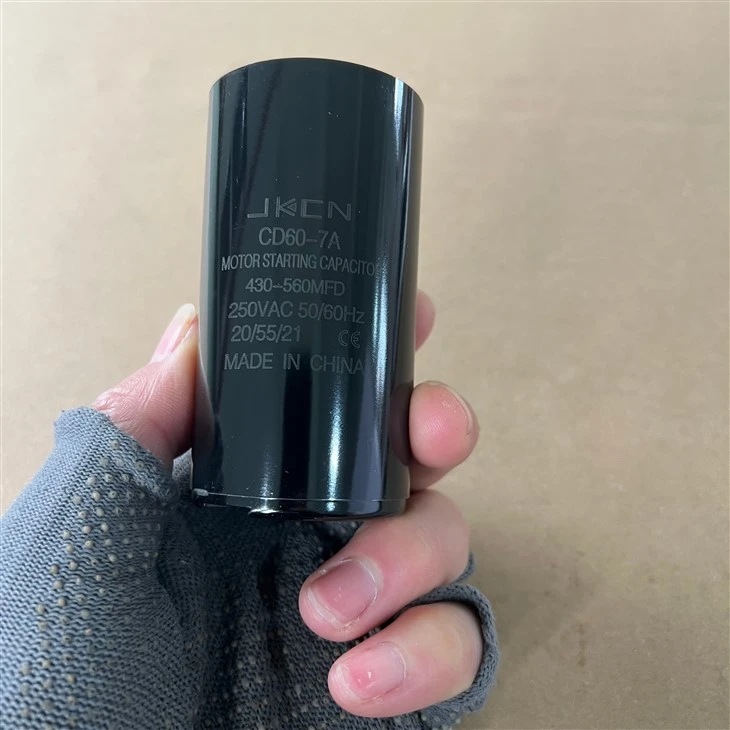 Generator CD60-7A 430-560UF 250V Freezer Compression Starter Capacitor suppliers